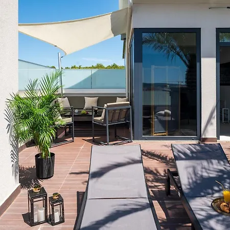 شقة Luxury Penthouse Nubu *