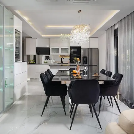 شقة Luxury Penthouse Nubu Murvica (Policnik)