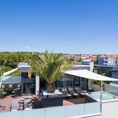 Apartment Luxury Penthouse Nubu