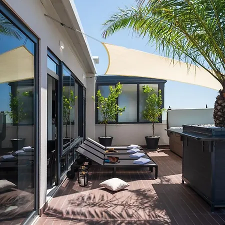 Apartment Luxury Penthouse Nubu *